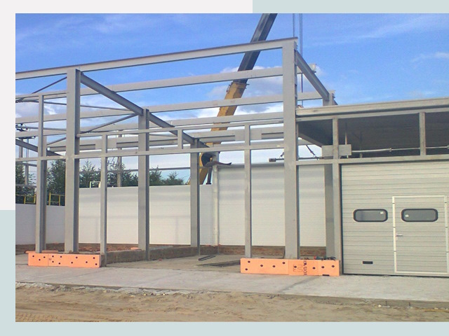 Строительство автосервисов от СтальСтрой-Срг по цене 613 руб.