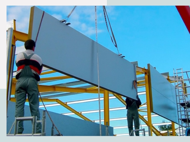 Монтаж сэндвич-панелей в Сургуте от 613 руб.